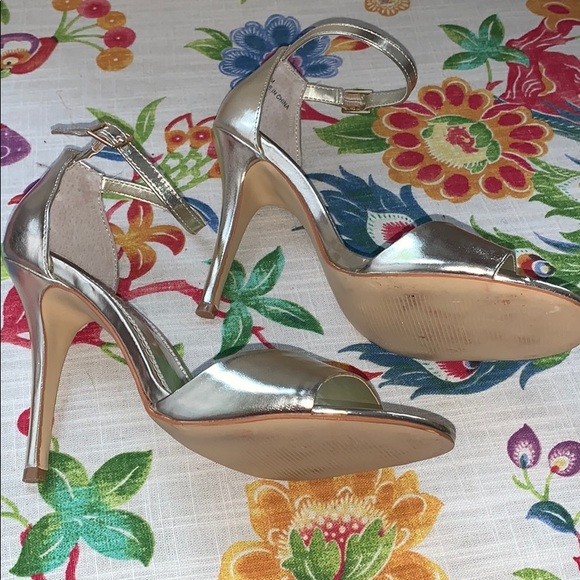 Metallic Gold Strappy Stiletto - Picture 2 of 7